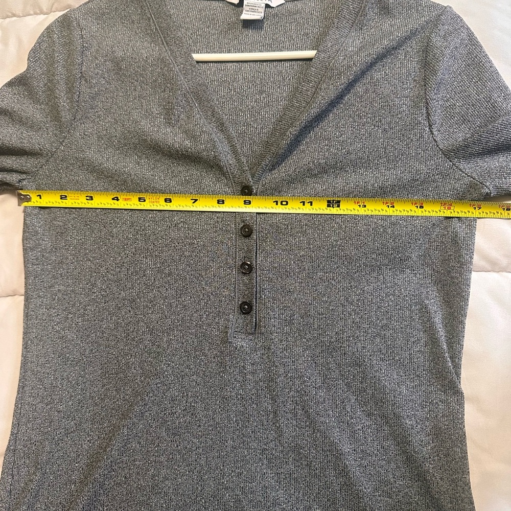 Athleta top - Picture 4 of 5